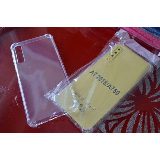 Samsung Galaxy A7 2018 silikoninis dėklas, bespalvis